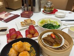 -喜宴又一村·粤菜·茶点·海鲜(壹方天地店)