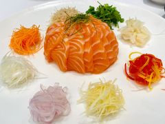 捞起三文鱼-南园酒家(前进路店)