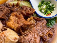 柱候牛腩云吞面-左记港食(融科天城店)