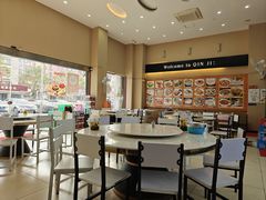 -覃记海鲜美食餐厅