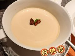 -虹潮荟·餐桌上的美食地理(太阳宫店)