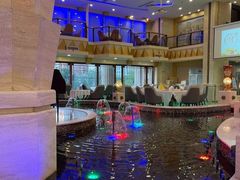 -碧中海汤泉汗蒸酒店