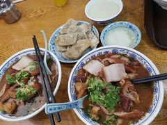 老北京炸灌肠-门框胡同百年卤煮(新街口店)