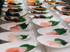 -雍容荟帝王蟹活龙虾展台自助(IFS黑金店)
