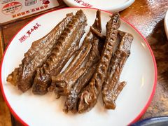-老鼎万春卤菜(五代传承创始老店)