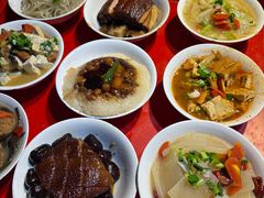 -蓝田九大碗民俗食府(蓝田店)