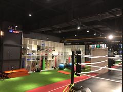 -VLines耀能运动24小时·月付制健身(京广桥店)
