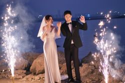 -雪中彩影婚纱摄影·微光艺术中心