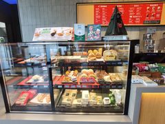 面包甜点陈列柜-星巴克(北京门头沟长安天街店)