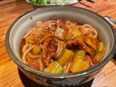 招牌新疆牛肉炒米粉-阿里家·新疆烤肉酒場 by MIG