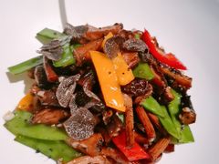 黑松露炒杂菌-广州富力丽思卡尔顿酒店·丽轩·粤菜