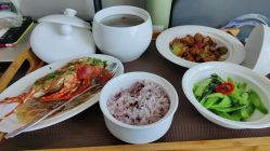 -臻康乃馨月子中心(集美店)