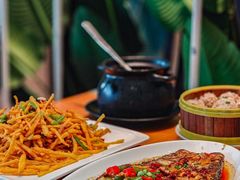 -莲餐厅·湖北菜·潜江小龙虾店(愚园路店)