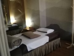 包房-锦初·禅意4K影院式足道·新中式SPA(茂业天地店)