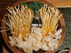 -三出山火锅(万象天地店)