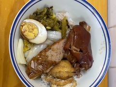 -明姨仔潮汕美食·碳炉猪脚·汕尾牛腩饭·起片鸡煲(起义路店)