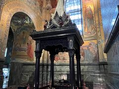 -滴血救世主教堂