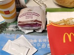 -麦当劳(火车北站餐厅)