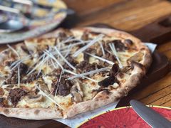 烤牛肉披萨-I HOLIC艾豪丽披萨(KKone店)