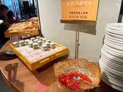 -卡普里披萨·牛扒·下午茶