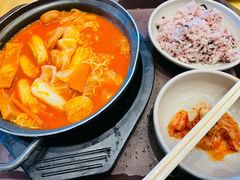 辛拉面年糕锅套餐-大食代美食广场(迪士尼小镇店)