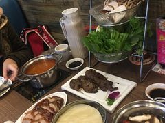 -龙聚德北京烤鸭(沙坪坝华宇A馆店)