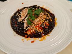 酸辣鸡丝蕨根粉-港丽餐厅(高德置地店)