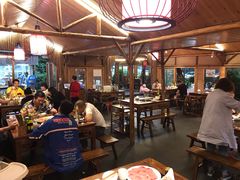 大堂-好汉锅园林秘制老火锅 柴火霸王鸡(金沙店)