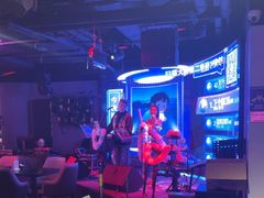 -粉墨特色菜·烧烤音乐酒馆