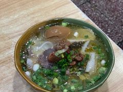 -全家福米线
