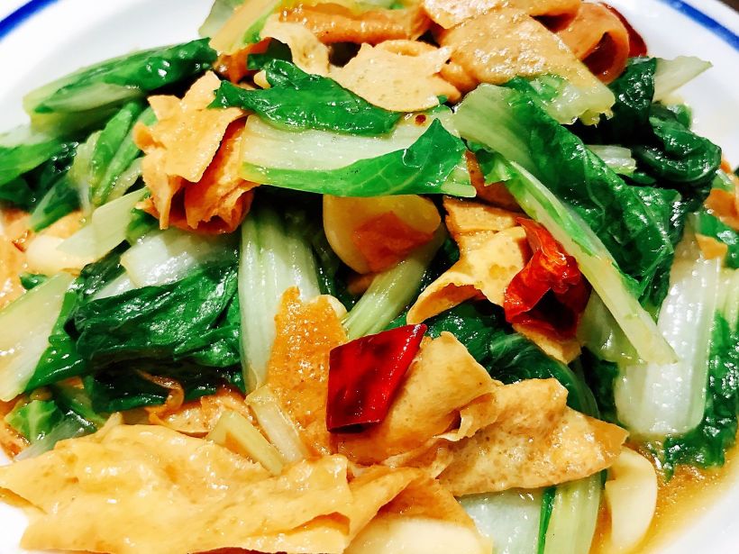 「户县小白菜炒豆皮」清爽,解腻,第一个光盘的.