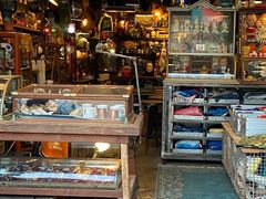 -席娜卡琳火车铁道夜市