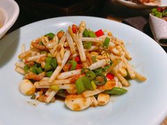 -苹果树下艺术餐厅(宋庄店)