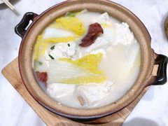 浓鸡汤豆腐-香港百合居(LCM置汇旭辉广场店)