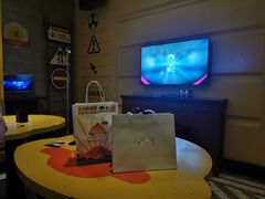 -范特西FANTASY量贩式KTV(民主广场店)