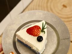 蝶豆花草莓巴斯克-iis:land(万菱汇店)