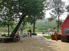 -大连铭湖国际观光牧场