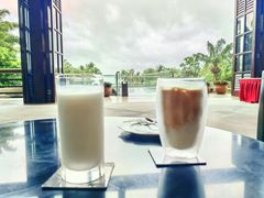 -亚龙湾喜来登·美景台大堂吧