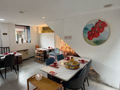 -毛辣果·贵州红酸汤牛肉火锅(西单店)