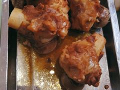-荣吉招牌自助骨头锅(顾乡店)