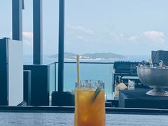-瑰丽酒店·海吧·天际下午茶·现场DJ·天台酒吧