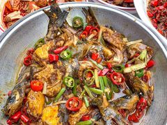 -堂瓦里·33年传统赣菜(第一街区店)