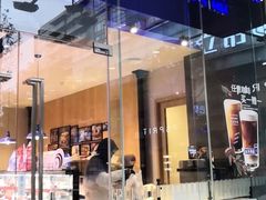 门面-巴黎贝甜(大宁国际商业广场店)