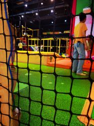 -蹦蹦跳跳(新奥购物中心店)