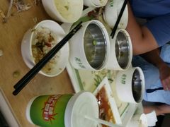 -老乡鸡(霍邱县东湖路店)