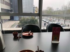 靠窗位-鑫悦诚府·新鲁菜·餐厅(趵突泉店)