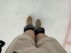 -成都冰纷万象滑冰场