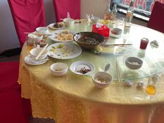 -华龙特色大骨鸡农家菜馆