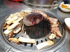 -韩聚屋韩国烤肉餐厅(新北万达店)