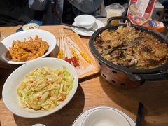 -聚鑫朋酸菜肥肠(文艺路口店)